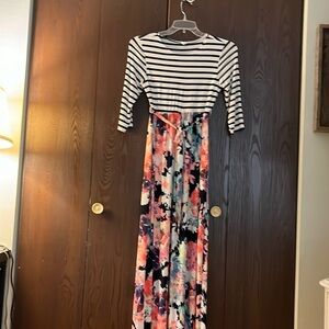 Pink blush 3/4 sleeved, maxi dress. Size Small